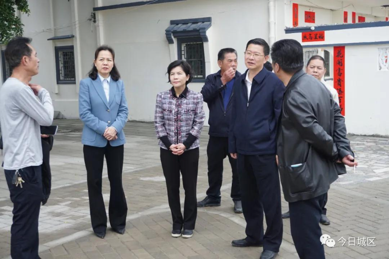 曾晓佳在调研城区乡村振兴示范带时要求 努力打造好乡村振兴的"城区